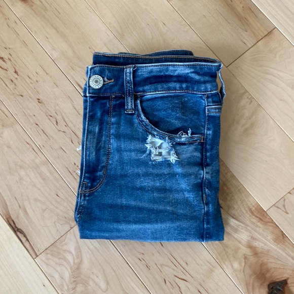 American Eagle High-Rise Jegging; Dark Wash; Size 6 - Picture 1 of 2